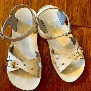 Girls White Sun San Sweetheart Sandals